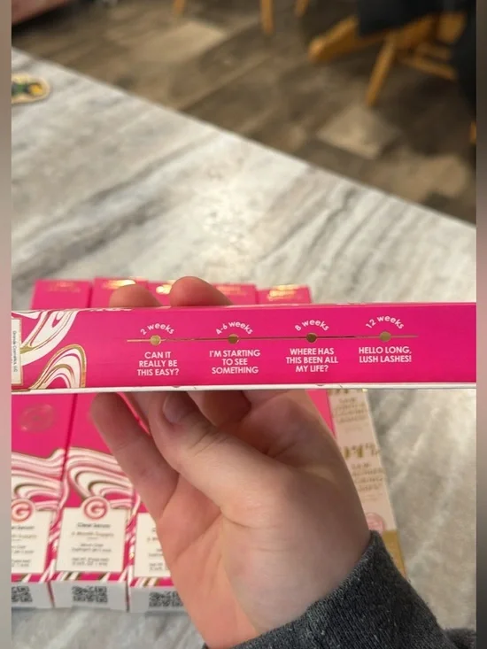 GrandeLASH-MD Lash Enhancing Serum – Pink (Clear Serum) - Picture 3 of 5